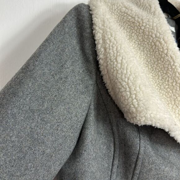 DKNY Wool Blend Asymmetrical Fleece Trimmed Coat In Gray Size 2 - Picture 2 of 13